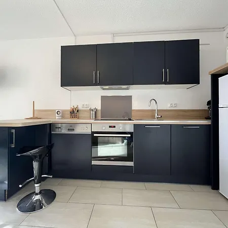 Apartamento Avec Piscine, 4 Couchages, - Fr-1-229-60